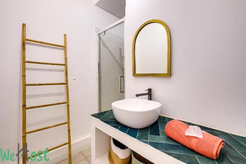 Huiles - Charmant Appartement 4P Marseille Exterior photo